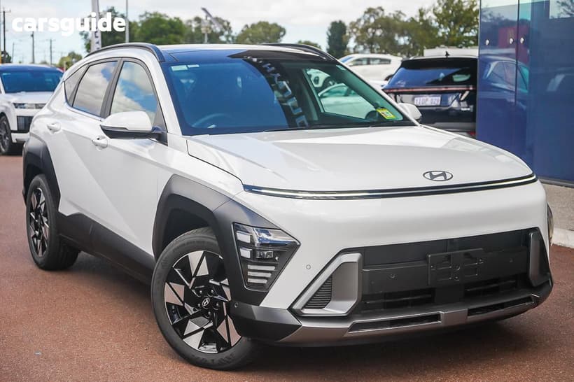 White 2025 Hyundai Kona Wagon Hybrid Premium