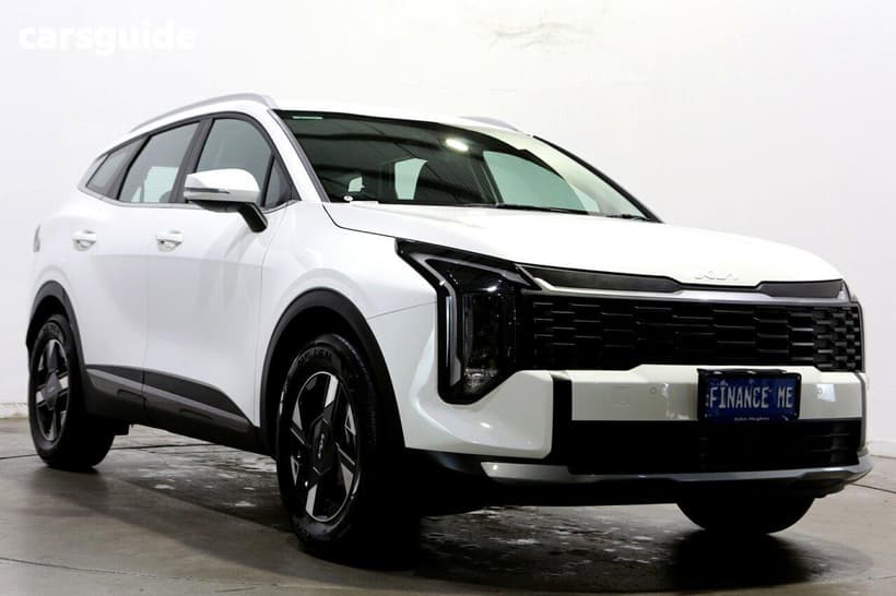 White 2025 Kia Sportage Wagon S (Fwd)