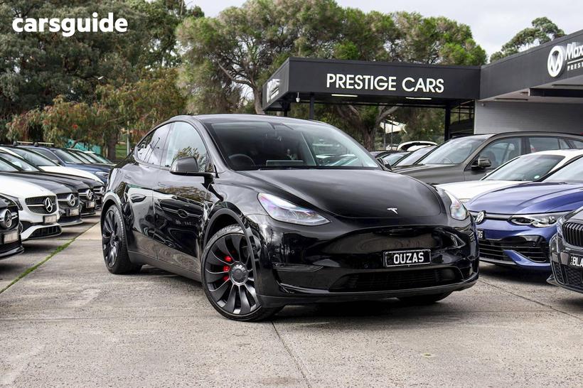 Black 2023 Tesla Model Y Wagon Performance
