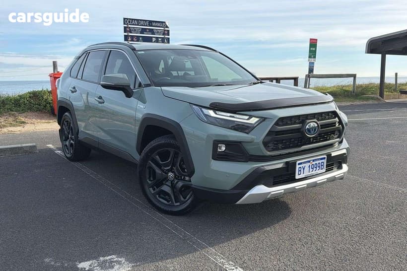 Green 2024 Toyota RAV4 Wagon Edge (Awd) Hybrid