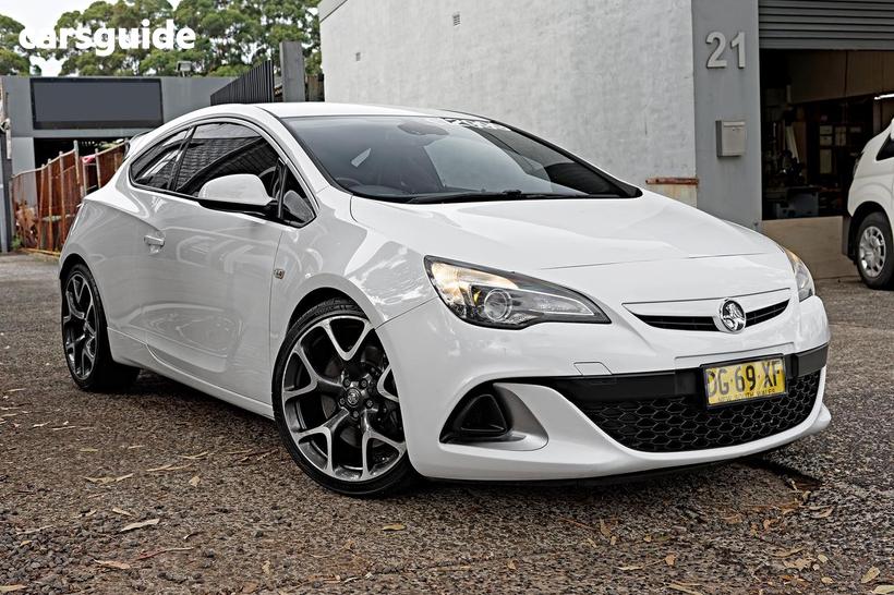 White 2015 Holden Astra Hatchback Vxr
