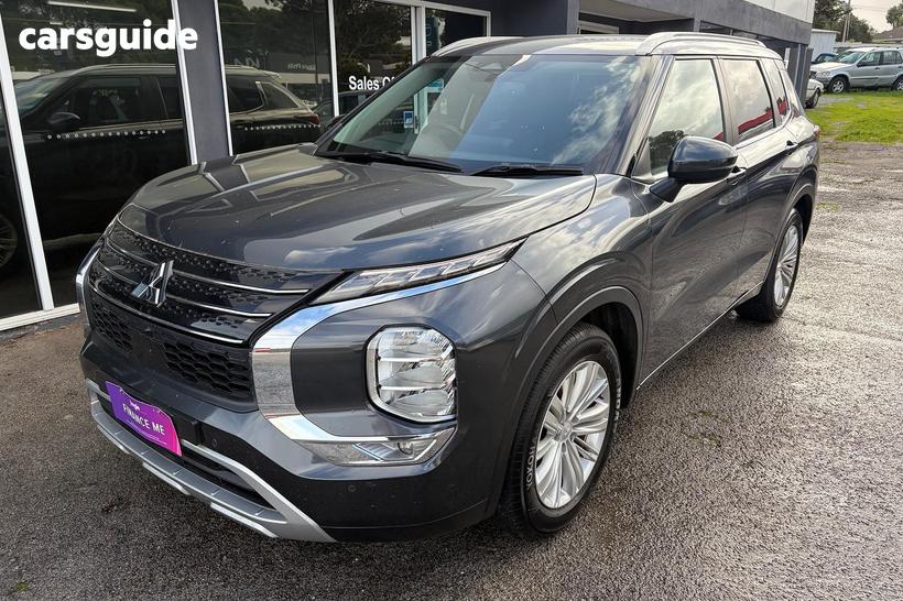Grey 2024 Mitsubishi Outlander Wagon Ls 7 Seat (2Wd)