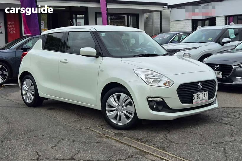 White 2019 Suzuki Swift Hatchback Gl Navigator