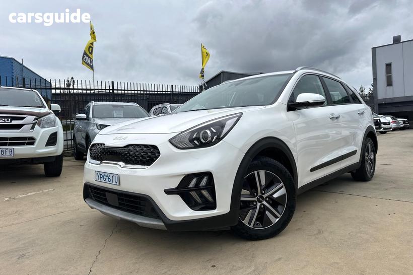 White 2021 Kia Niro Wagon Phev S (Hybrid)