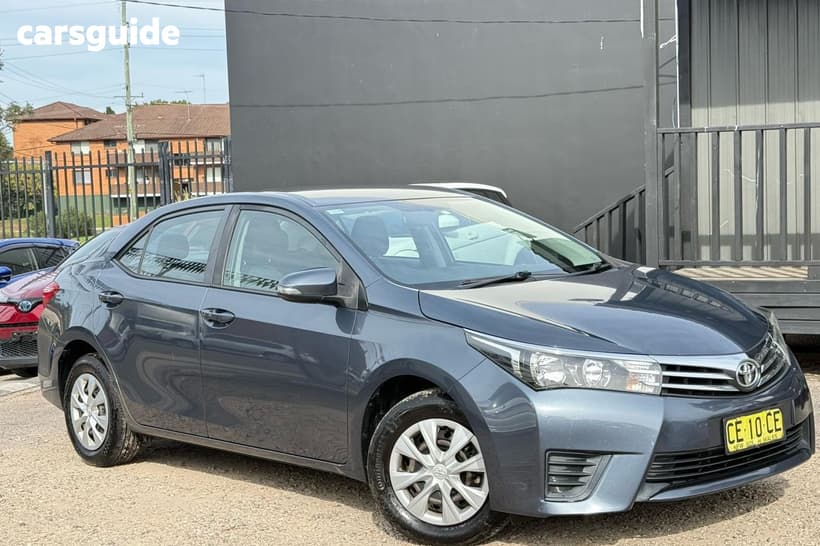 Grey 2015 Toyota Corolla Sedan Ascent