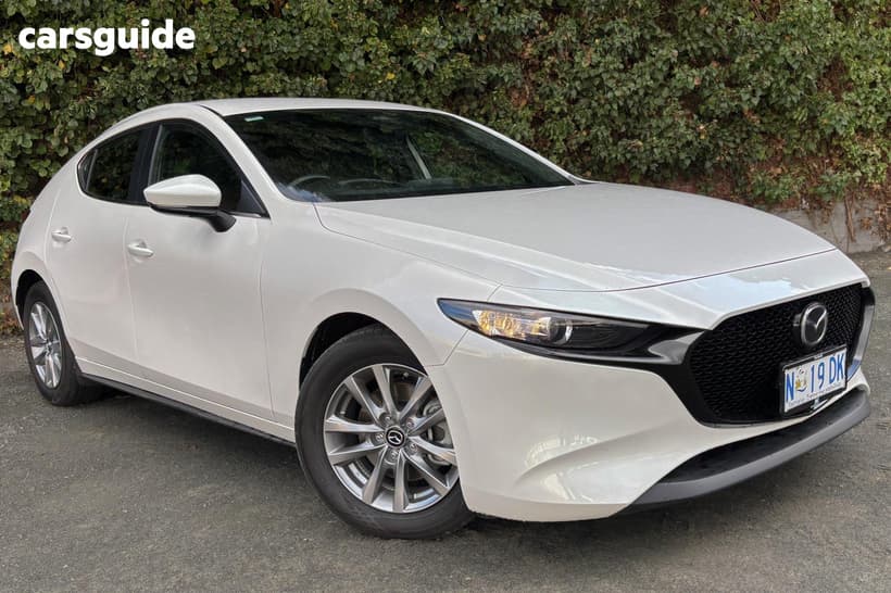 White 2024 Mazda 3 Hatchback G20 Pure