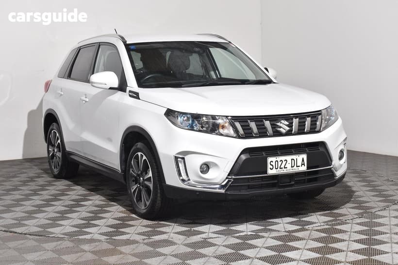 White 2020 Suzuki Vitara Wagon Turbo