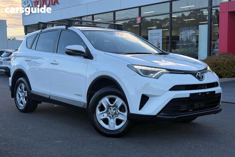 White 2017 Toyota RAV4 Wagon Gx (4X4)