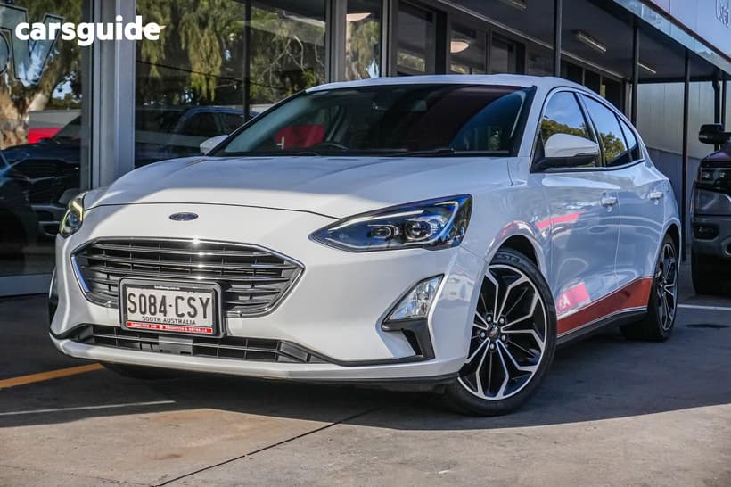 White 2019 Ford Focus Hatchback Titanium