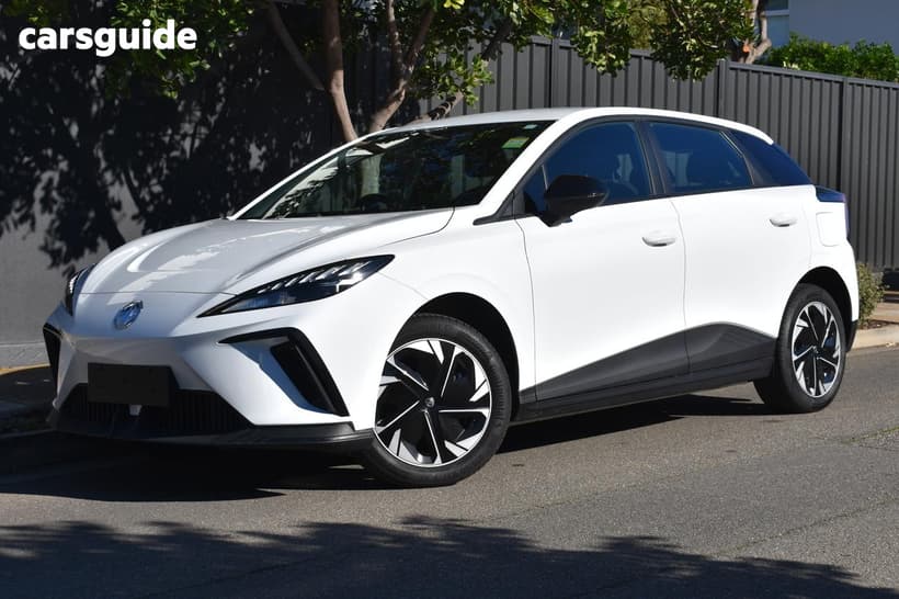 White 2024 MG MG4 Hatchback Excite 51 125Kw