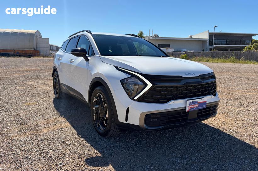 White 2024 Kia Sportage Wagon Sx+ (Fwd)