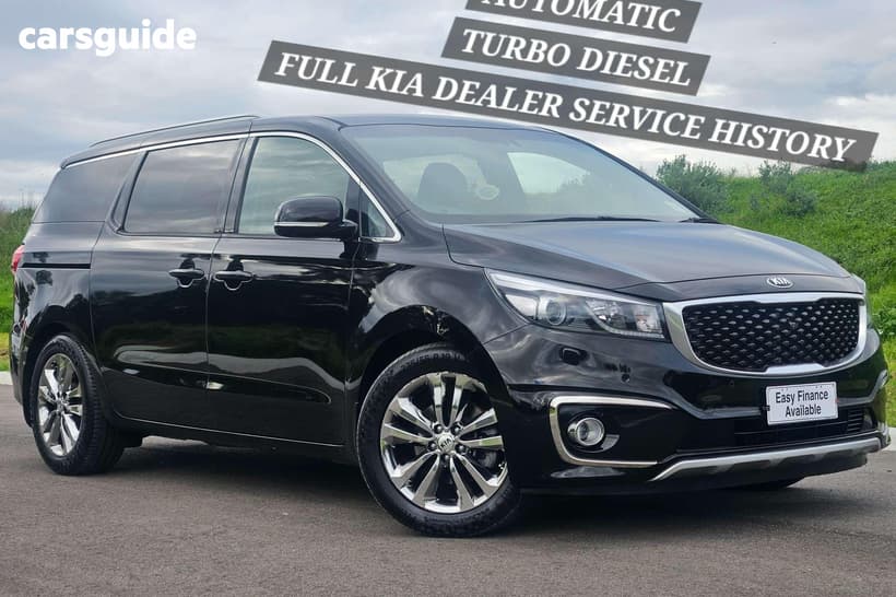 Black 2017 Kia Carnival Wagon Platinum