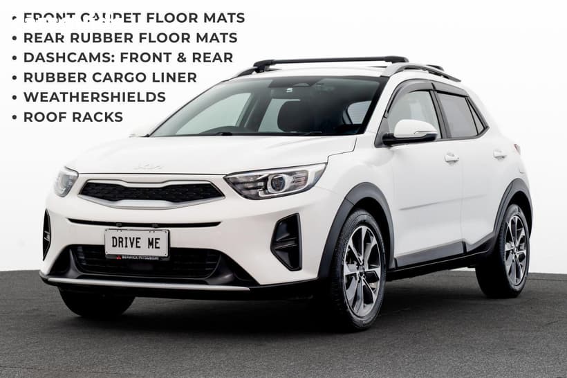 White 2022 Kia Stonic Wagon Sport