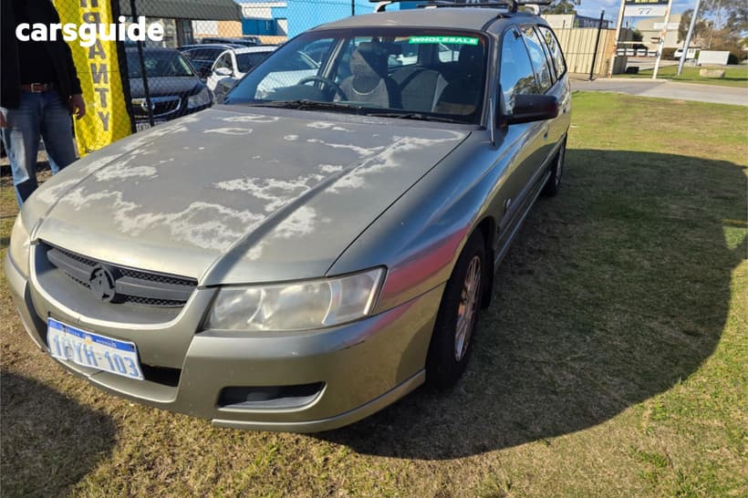 Grey 2005 Holden Commodore Wagon Executive