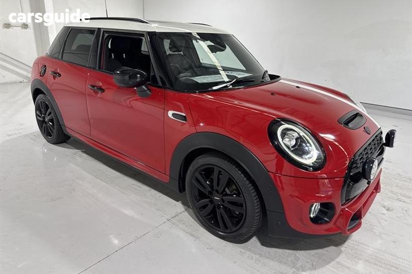 Red 2020 Mini Cooper Hatchback S Paddy Hopkirk Edition 5D Hat