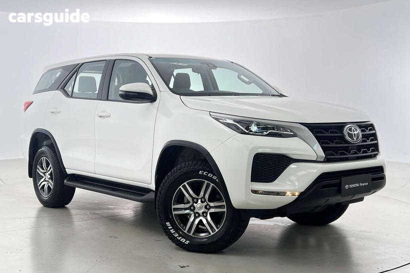 White 2024 Toyota Fortuner Wagon Gx
