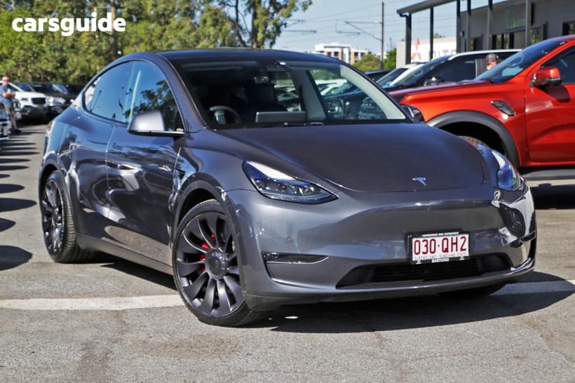 Grey 2023 Tesla Model Y Wagon Performance