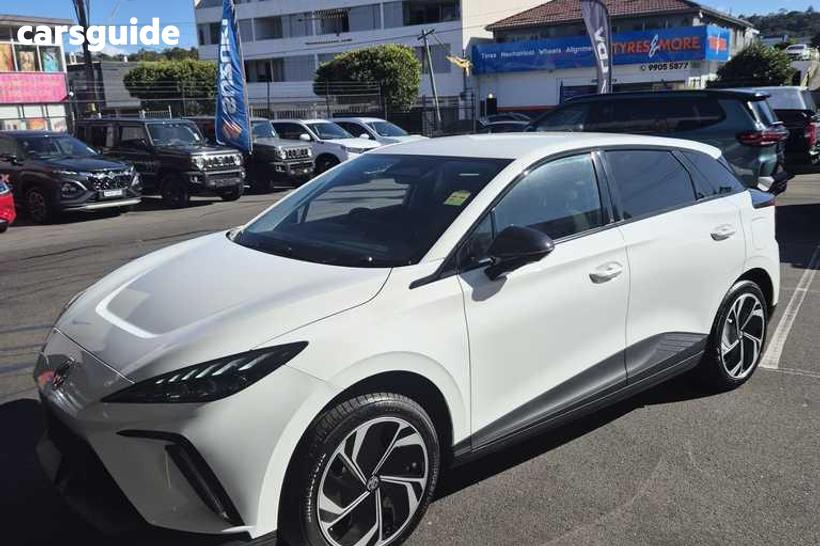 White 2026 MG MG4 Hatchback Essence 64 150Kw