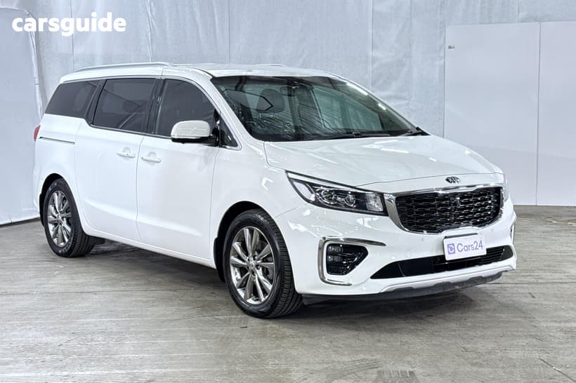 White 2020 Kia Carnival Wagon Platinum