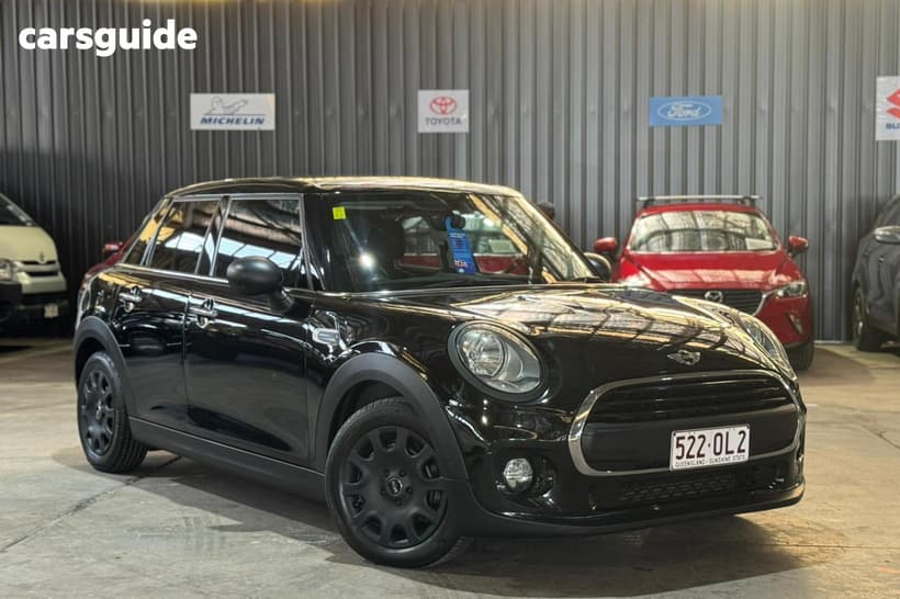 Black 2017 Mini One Hatch F55