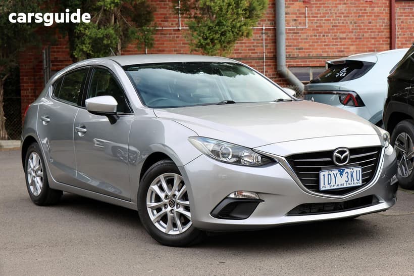 Silver 2014 Mazda 3 Hatchback Maxx