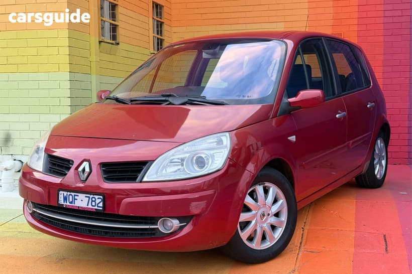 Red 2008 Renault Scenic Hatch DYNAMIQUE F