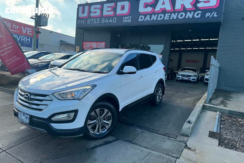 White 2014 Hyundai Santa FE Wagon Active Crdi (4X4)
