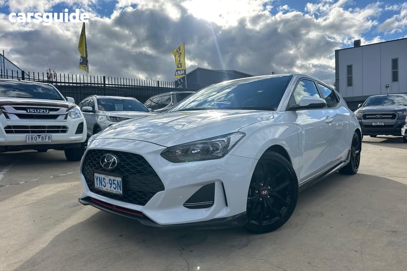 White 2020 Hyundai Veloster Coupe Turbo