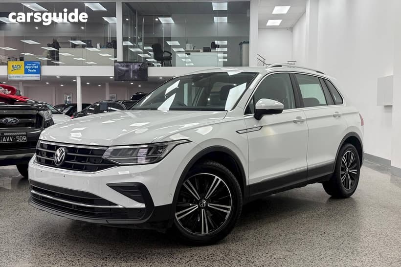 White 2023 Volkswagen Tiguan Wagon 110Tsi Life