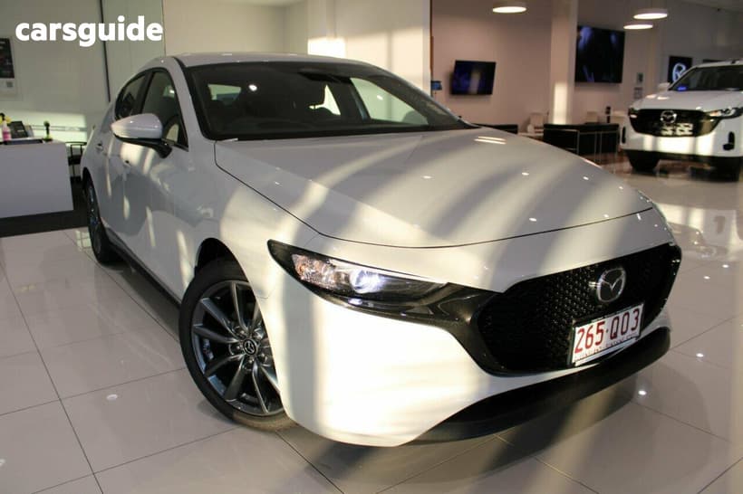 White 2026 Mazda Mazda3 Hatchback G20 Evolve