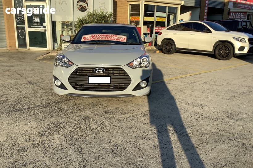 Grey 2015 Hyundai Veloster Coupe Sr Turbo