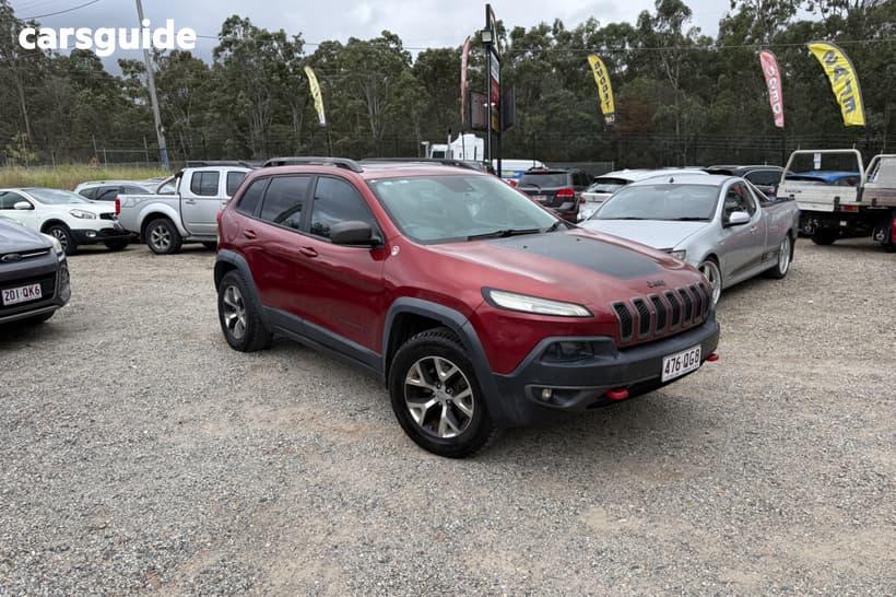 Red 2014 Jeep Cherokee Wagon Trailhawk (4X4)