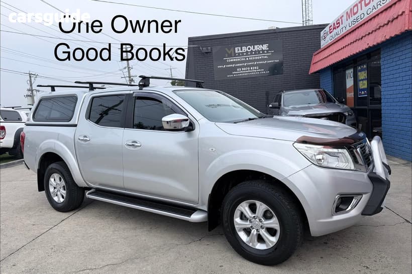 Silver 2018 Nissan Navara Dual Cab Pick-up St (4X2)