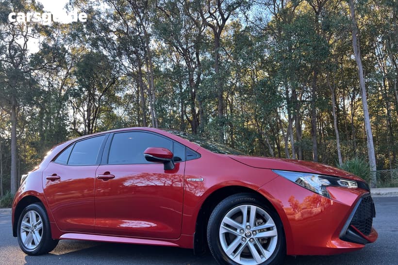 Orange 2019 Toyota Corolla Hatch ASCENT SPORT + NAVI HYBRID