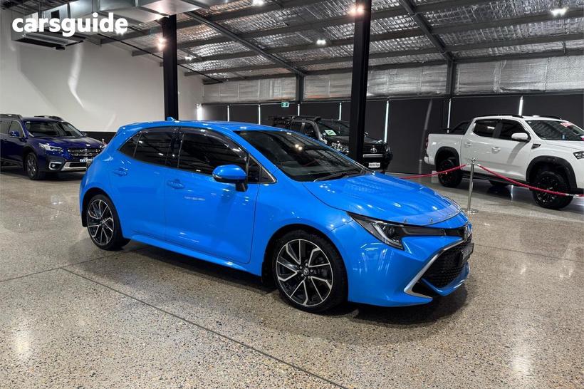 Blue 2019 Toyota Corolla Hatchback Zr