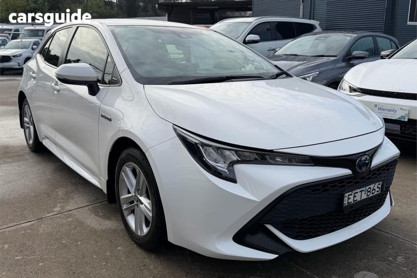 White 2019 Toyota Corolla Hatchback Ascent Sport (Hybrid)