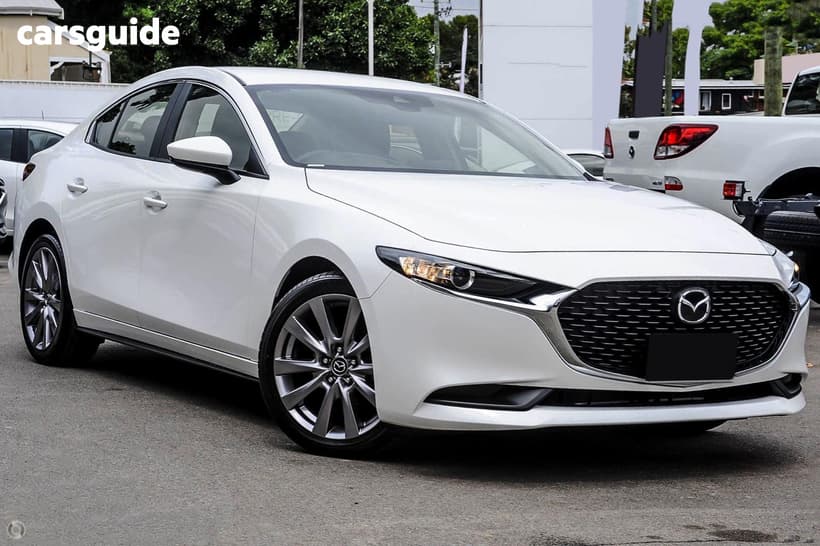 White 2026 Mazda Mazda3 Hatchback G20 Evolve