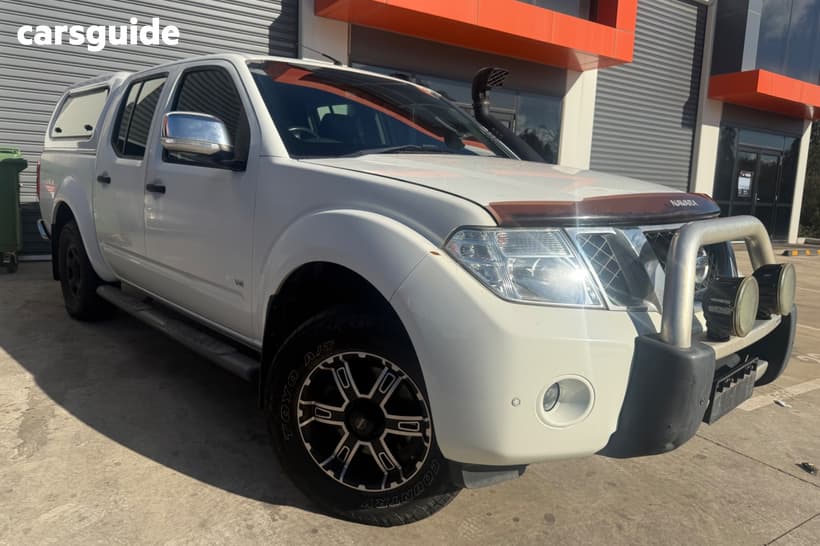2013 Nissan Navara Dual Cab Pick-up St-X (4X4)