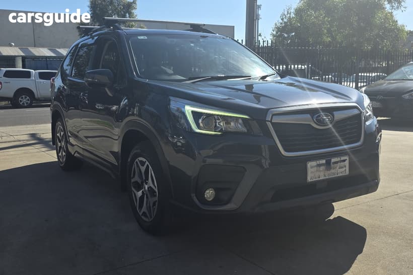 Grey 2018 Subaru Forester Wagon 2.5I-L (Awd)