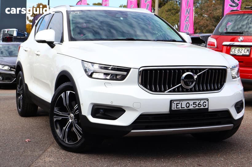White 2020 Volvo XC40 Wagon T4 Inscription (Awd)