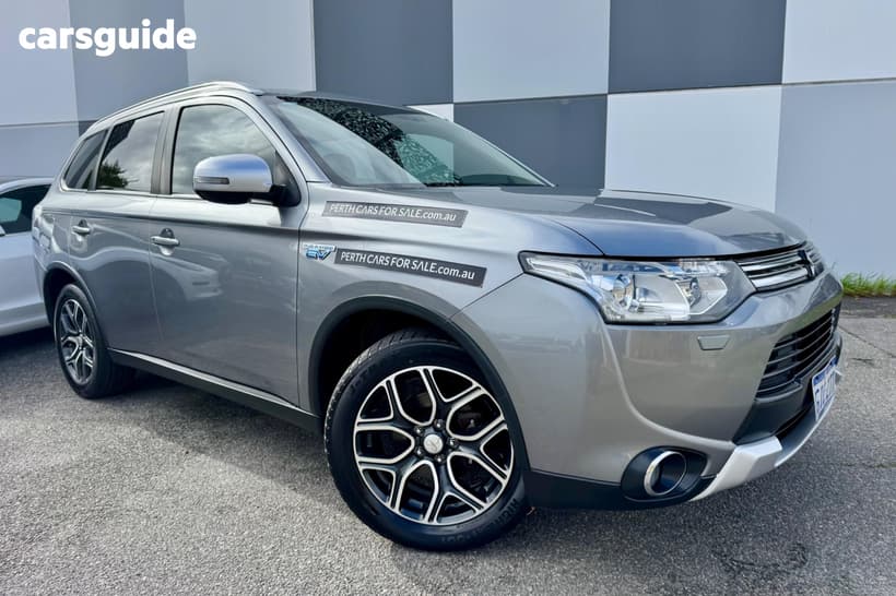 Grey 2015 Mitsubishi Outlander Wagon Phev Hybrid