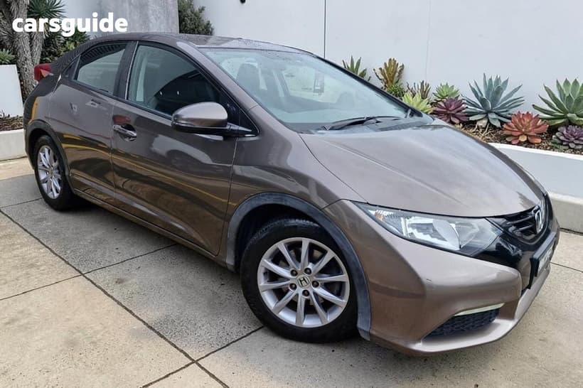Grey 2014 Honda Civic Hatchback Vti-S