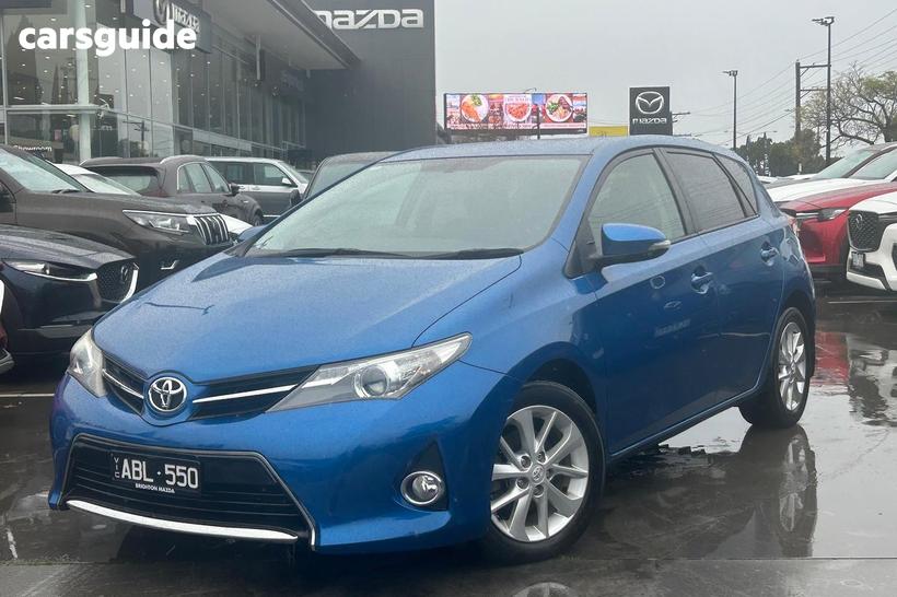 Blue 2014 Toyota Corolla Hatchback Ascent Sport