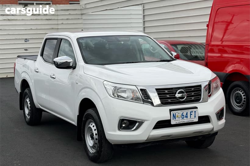 White 2020 Nissan Navara Dual Cab Pick-up Rx (4X2)