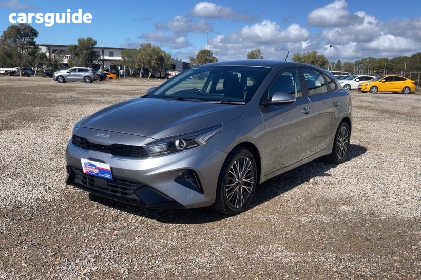 Grey 2022 Kia Cerato Hatchback Sport+