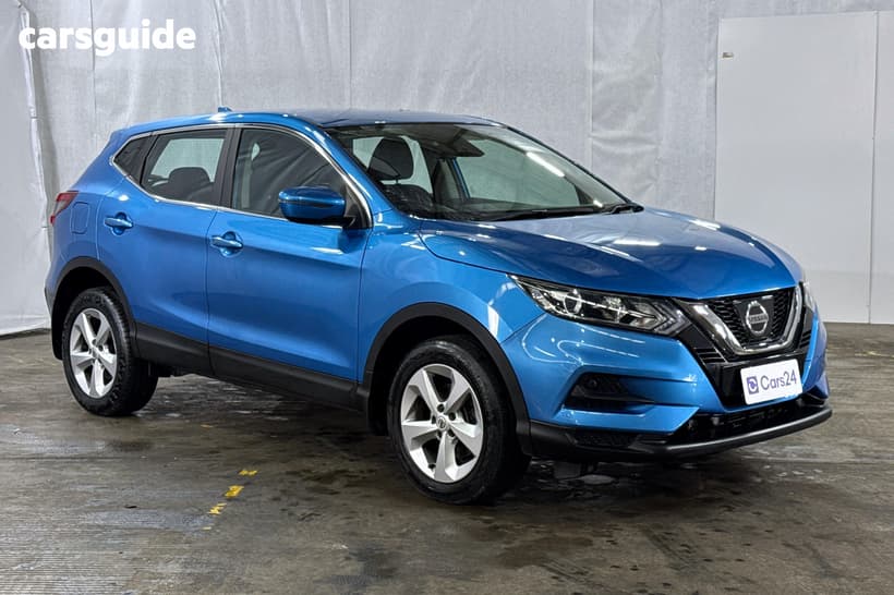 Blue 2018 Nissan Qashqai Wagon St
