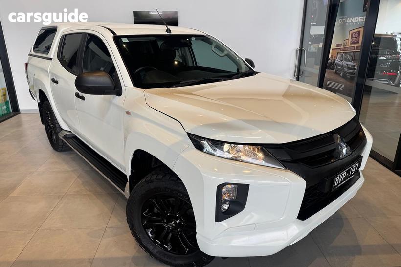 White 2022 Mitsubishi Triton Double Cab Pick Up Glx-R (4X2)