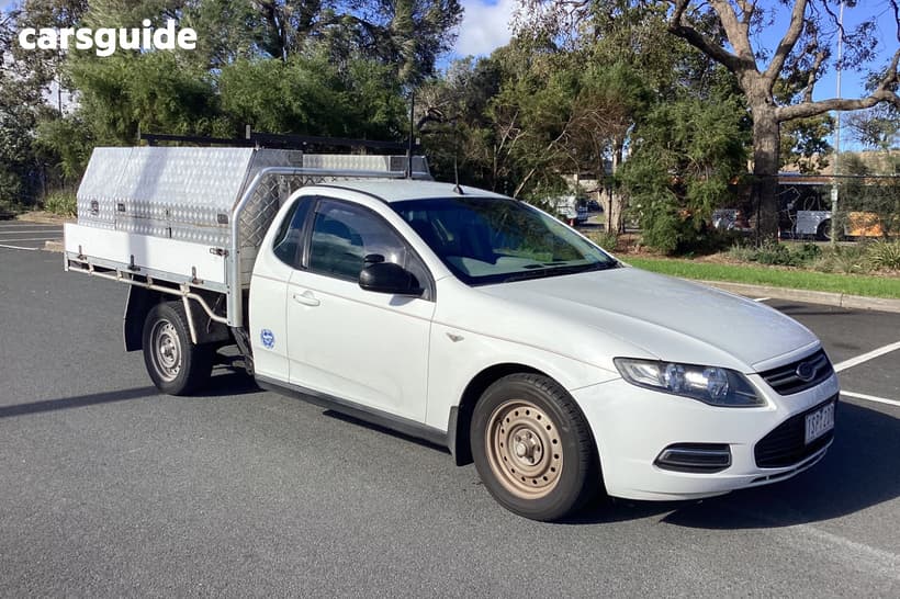 White 2014 Ford Falcon Cab Chassis (Lpi)