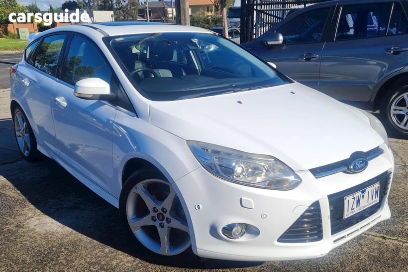 White 2013 Ford Focus Hatchback Titanium