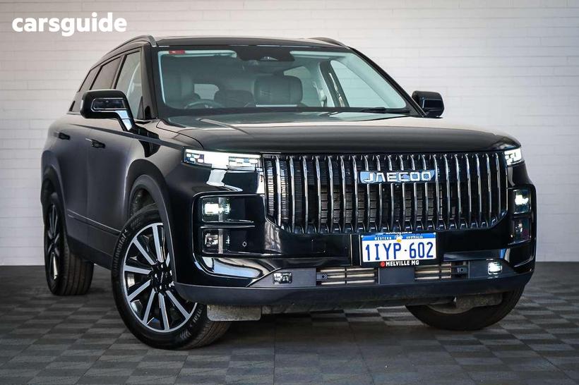 Black 2025 Jaecoo J7 Wagon Track